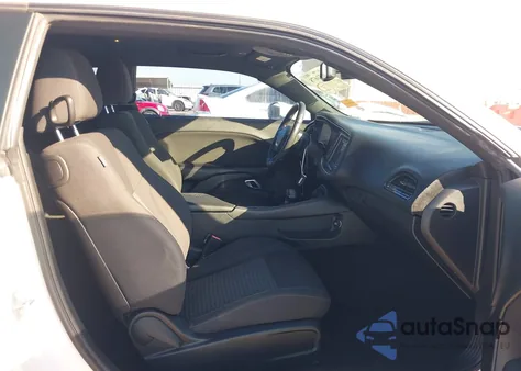 2018 Dodge Challenger Sxt from USA, damaged, VIN 2C3CDZAG3JH131605